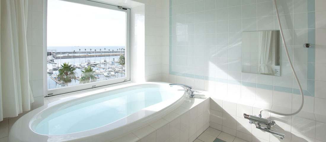 Ocean View Bath Balcony Room