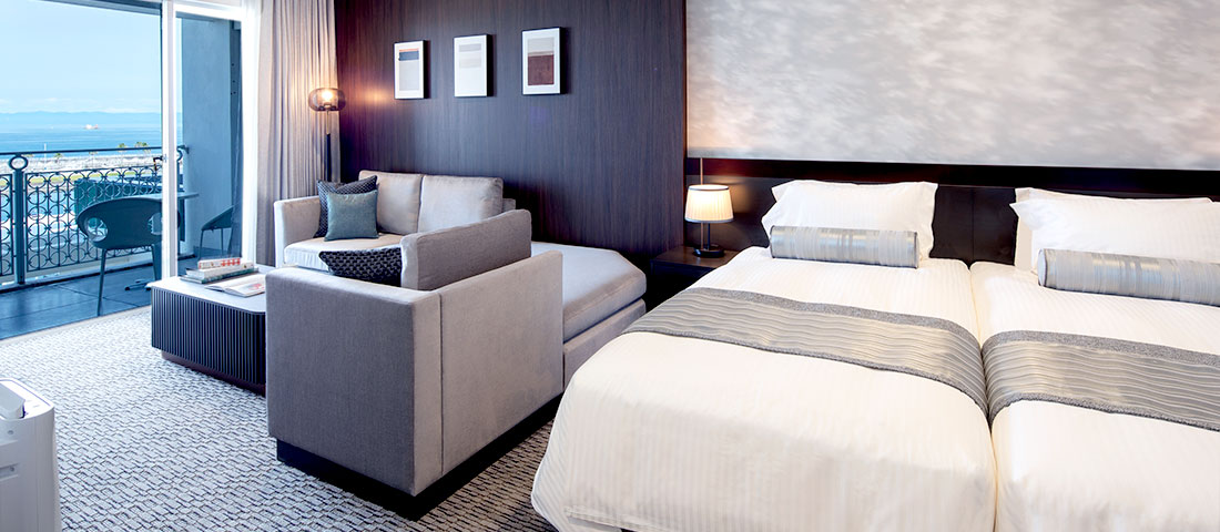 Ocean View Bath Premier Room
